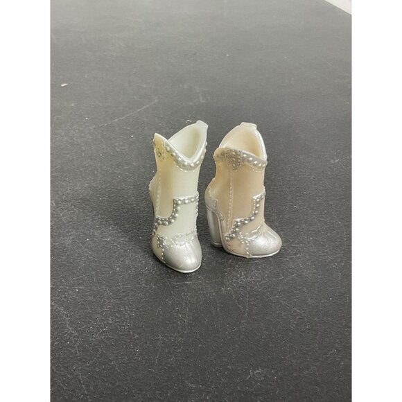 MGA Entertainment LOL OMG Doll Western Cowboy Boot Heels - Picture 1 of 6